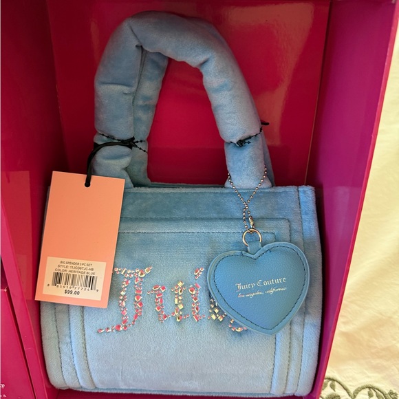 Juicy Couture Light Blue Handbag with Heart Charm - Picture 5 of 10